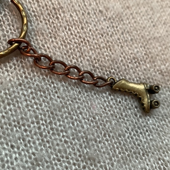 Handmade - Antique Bronze Keychain Roller Skates - Picture 3 of 5
